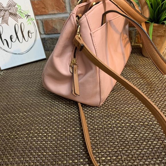 grey suede hobo bolsa